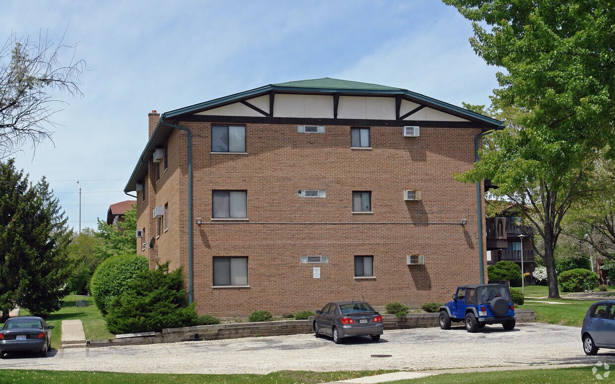 Building Photo - Real-T Hinswood
