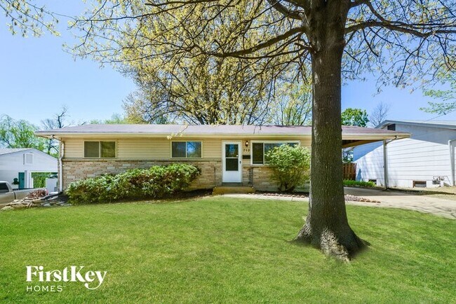 Building Photo - 712 Undercliff Dr