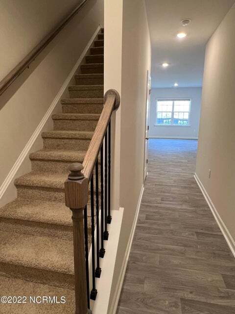 Building Photo - 1600 Gracie Ln