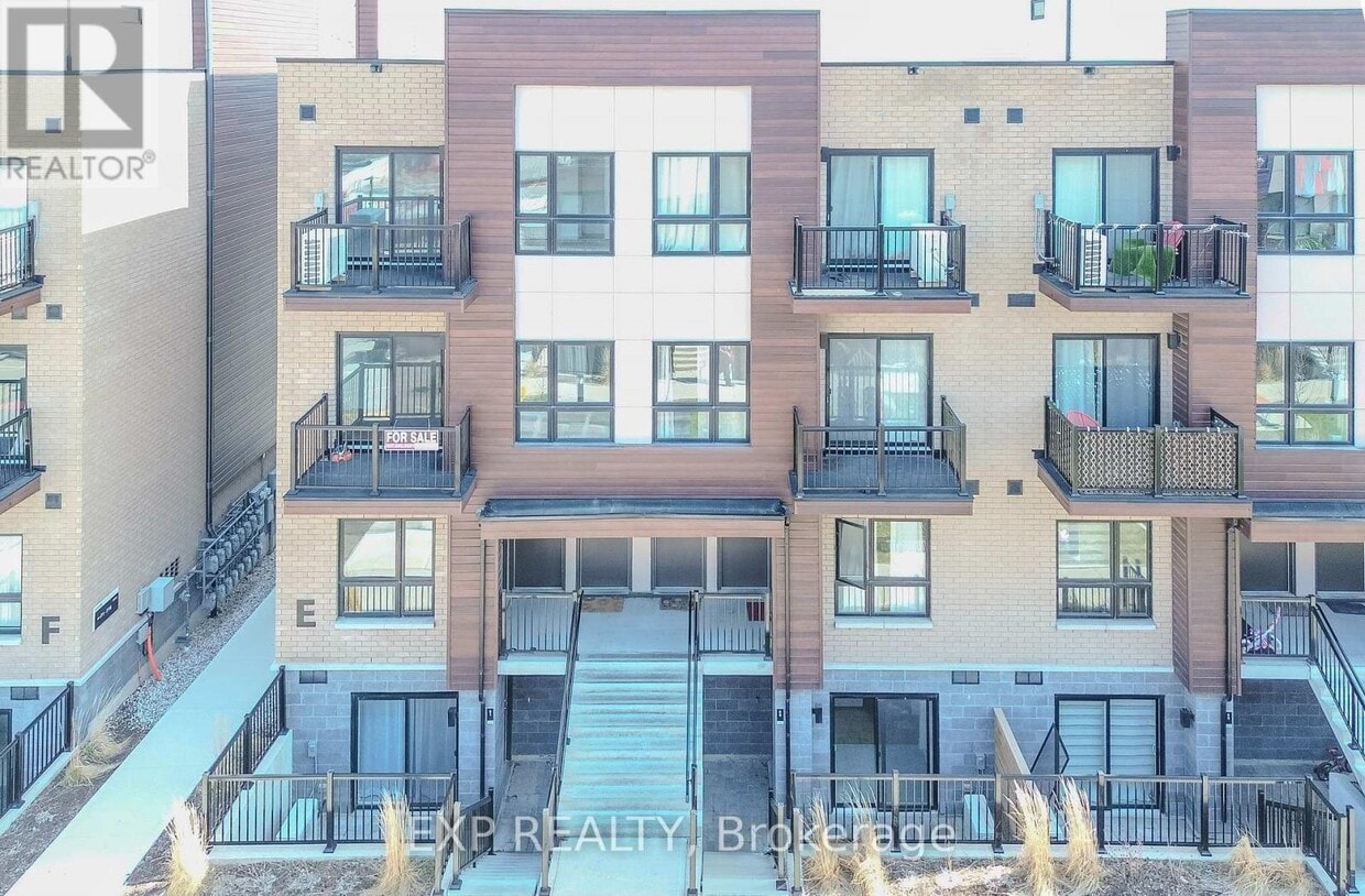 Primary Photo - 20 PALACE St