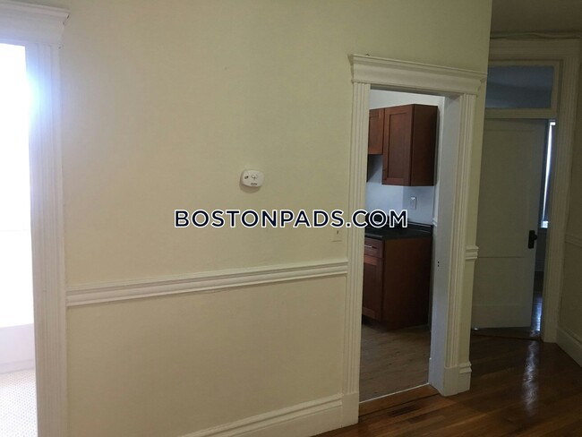 Building Photo - 1350 Commonwealth Ave