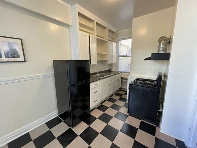 Building Photo - Outside Leasing - 353-355 Columbus Avenue
