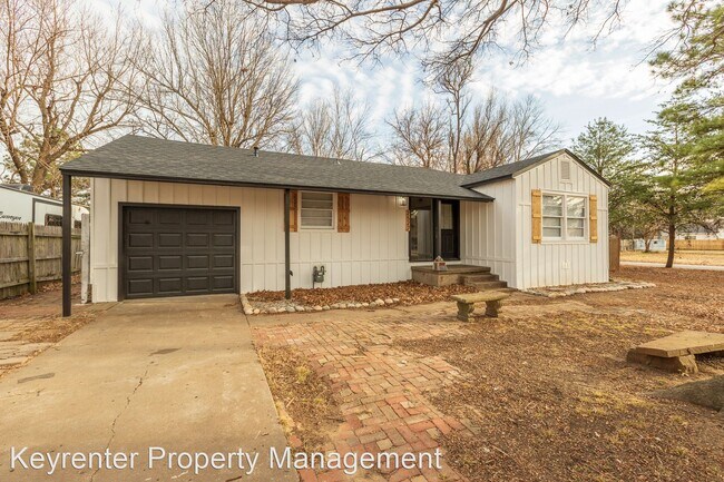 Building Photo - 3 br, 2 bath House - 2527 S Oswego Ave