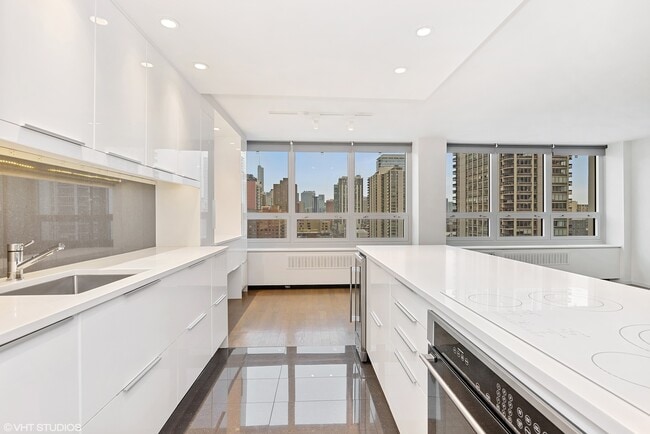 Foto del edificio - 88 W Schiller St