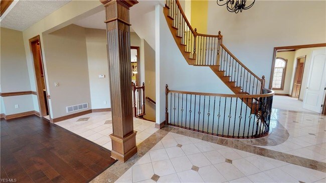 Building Photo - 1481 Summerwood Dr