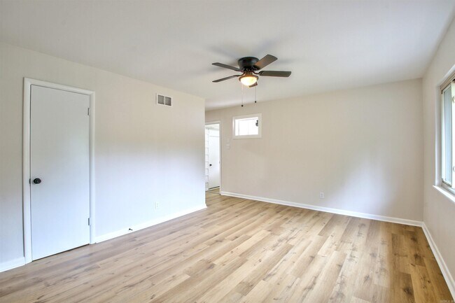 Foto del edificio - 7002 W Wakefield Dr