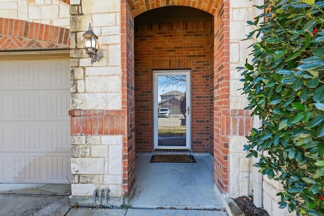 Building Photo - 14344 Artisan Dr