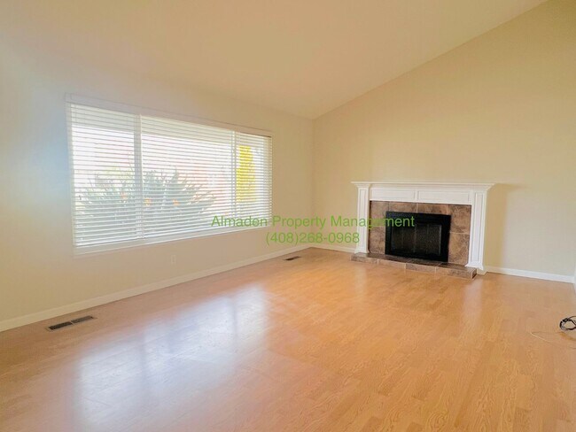 Building Photo - Cambrian 4BR/2BA Home w/ Central A/C, Near...