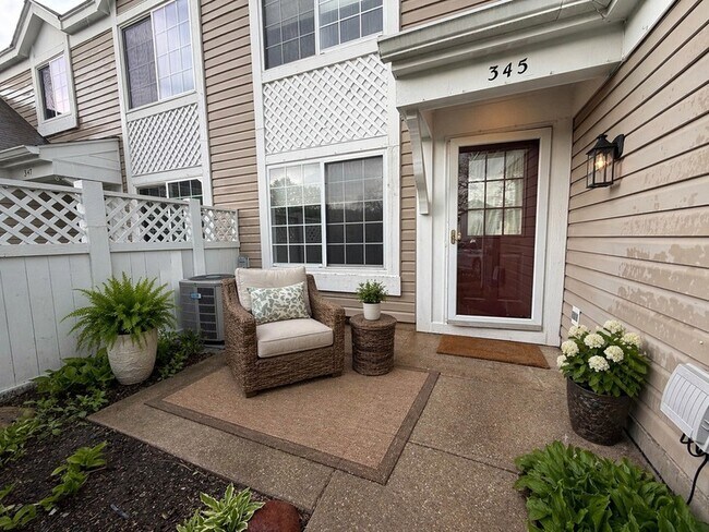 Foto del edificio - 345 N Gregory St