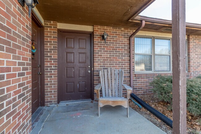 Foto del edificio - 1617-1619-1619 Handley Pl