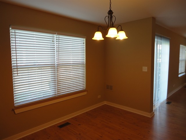 Building Photo - 735 Lancaster Dr