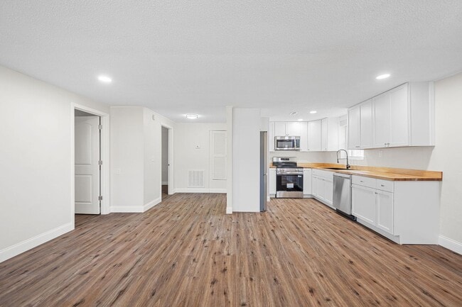 Building Photo - 3217 Copperstone Trl