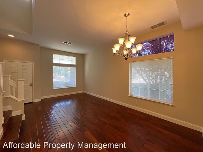 Building Photo - 4 br, 3 bath House - 766 Pacu Terrace