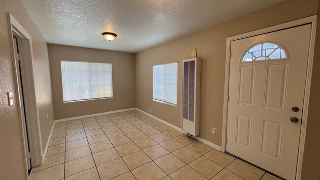 Foto del edificio - F09901