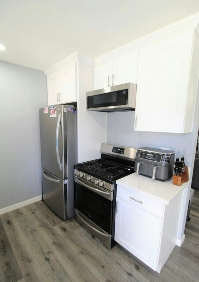 Foto del edificio - 851 Ivywood Drive, Unit 1