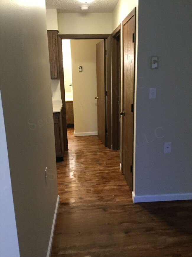 Foto del edificio - Calhoun Village Apartments