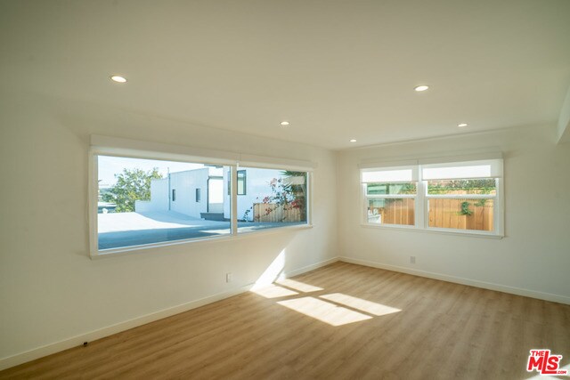 Foto del edificio - 2438 7th St