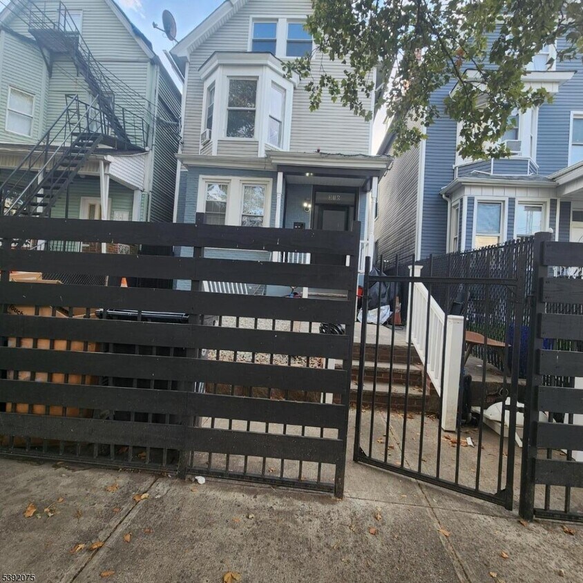 Foto principal - 316 Summer Ave