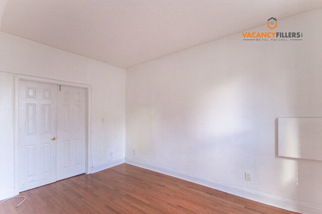 Building Photo - 326 Paca Street