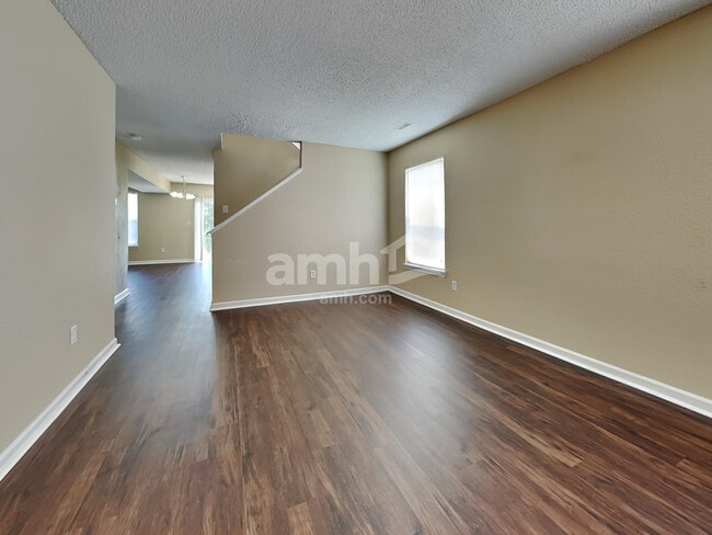 Foto del edificio - 1783 Blue Lake Dr