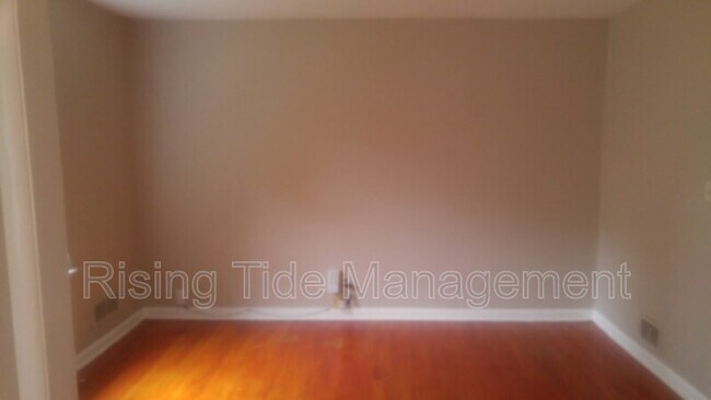 Foto del edificio - 1244 Rose Lynn Ln