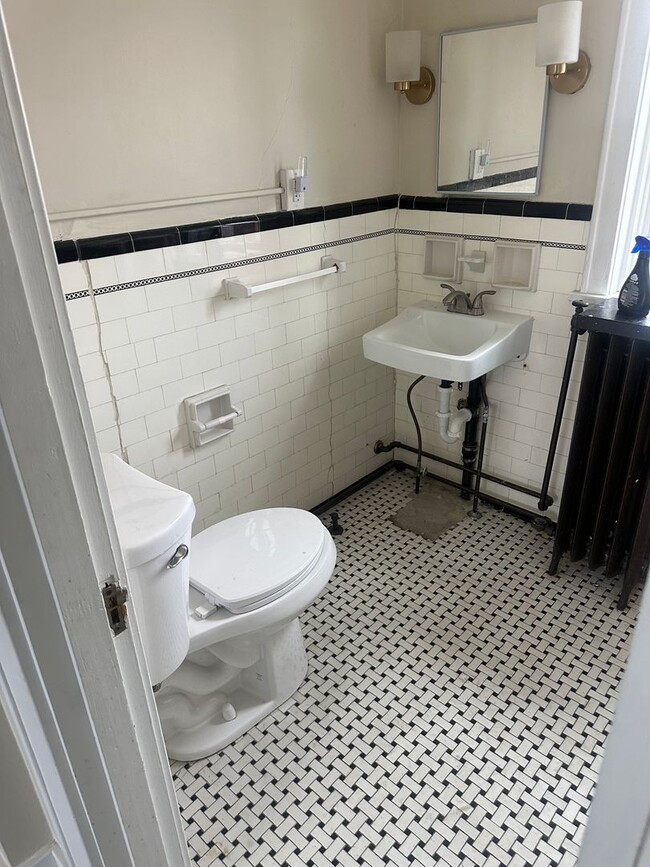 Photo - 104 Brownsville Rd Apartment