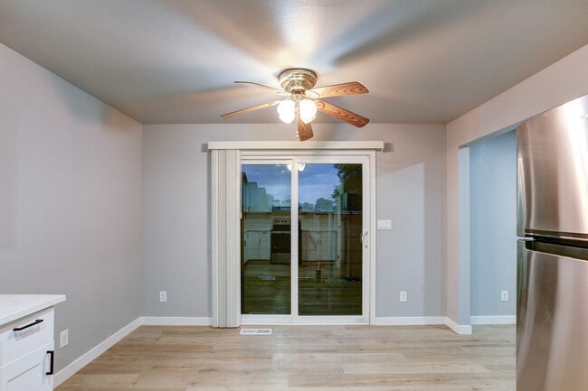 Foto del edificio - 1806 W 21st Ave