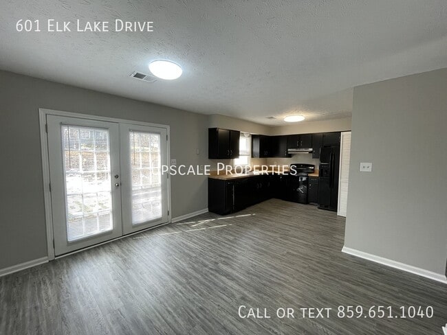 Building Photo - 601 Elk Lake Dr