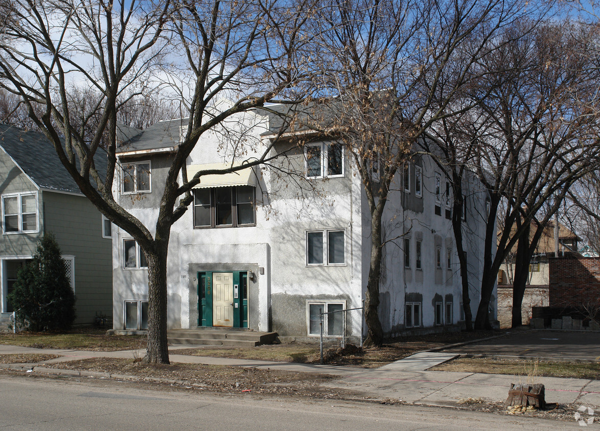 Building Photo - 3208 Lyndale Ave S