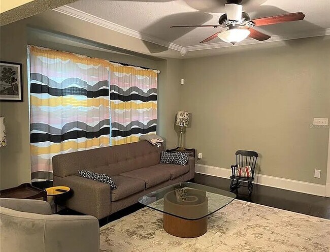 Living room view 2 - 419 E Belmar St