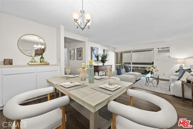 Foto del edificio - 360 S Euclid Ave