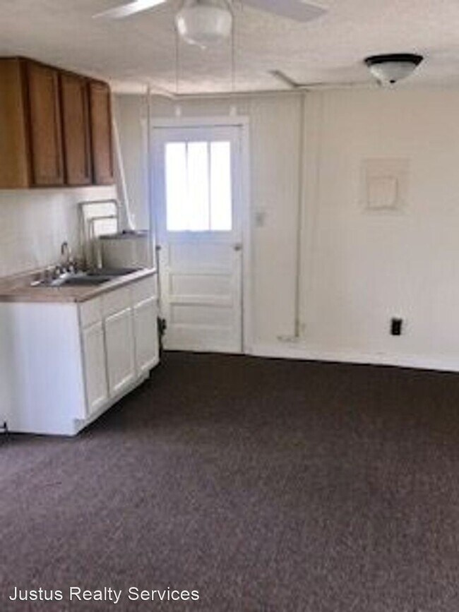 Building Photo - 1 br, 1 bath House - 228 N Spencer
