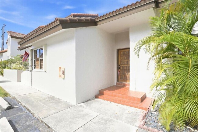 Foto del edificio - 13521 SW 62nd St