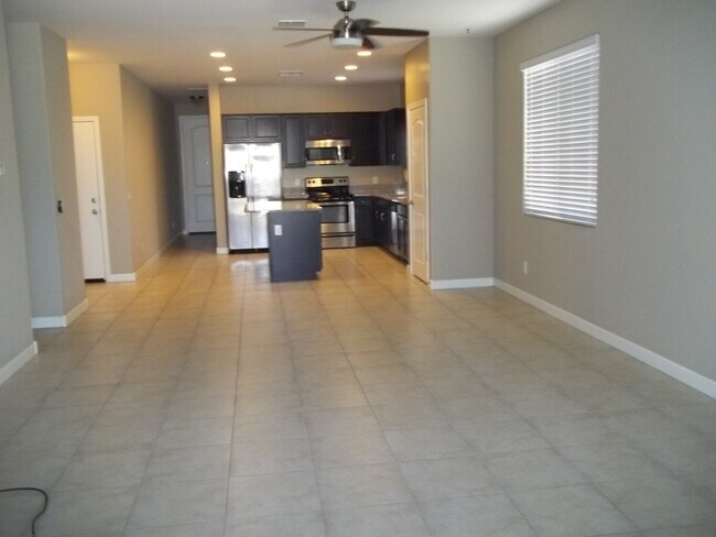 Building Photo - Beautiful Home in Gated Community