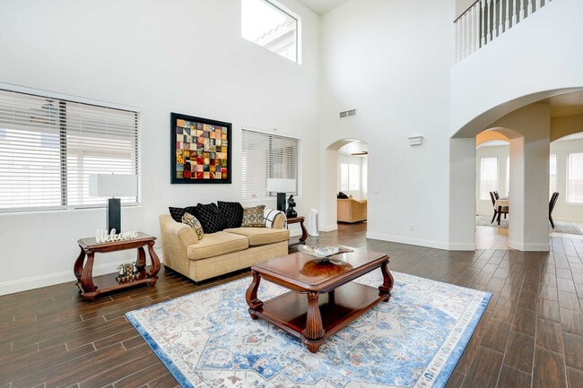 Building Photo - 17547 W Eugene Terrace