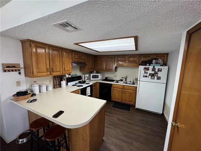 Building Photo - 306 S 11th Pl