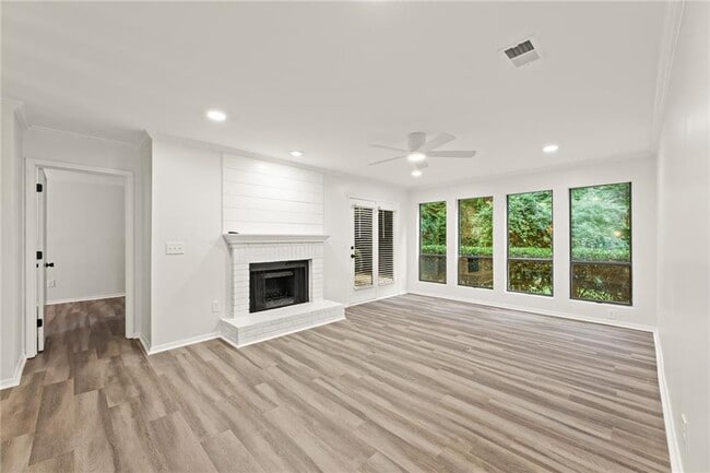 Building Photo - 521 Warm Springs Cir