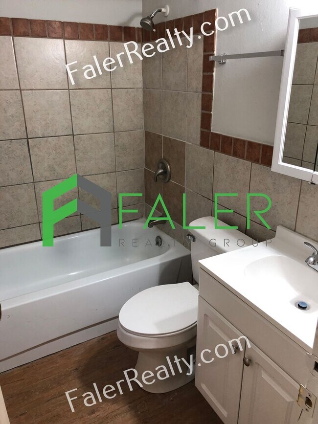 Foto del edificio - 1645 Speice Ave