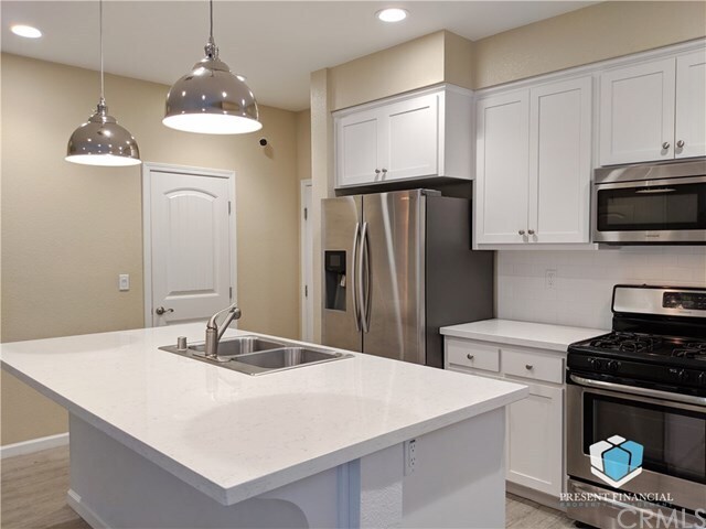Building Photo - 344 Apricot Cir