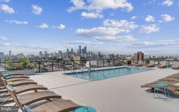 Building Photo - 1401 N 5th St