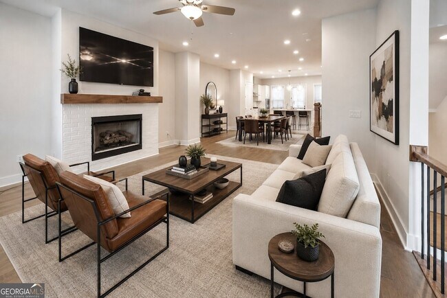 Foto del edificio - 413 Bishop Ln