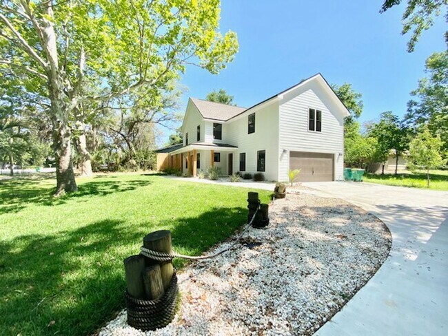 Foto del edificio - 1406 Bayshore Dr