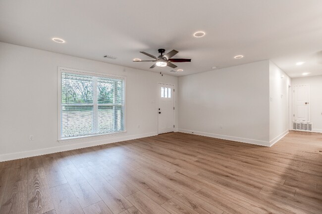 Foto del edificio - 402 Jefferson St