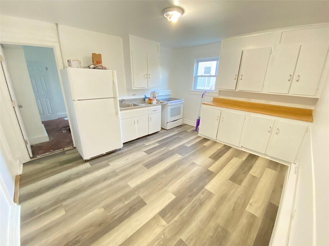 Foto principal - 100 Lincoln Pl