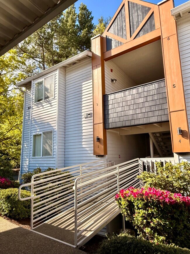 Foto del edificio - 10620 SW Davies Rd