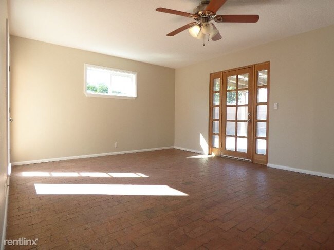 Foto del edificio - 3 br, 2 bath House - 6305 Flor De Mayo Pl NW