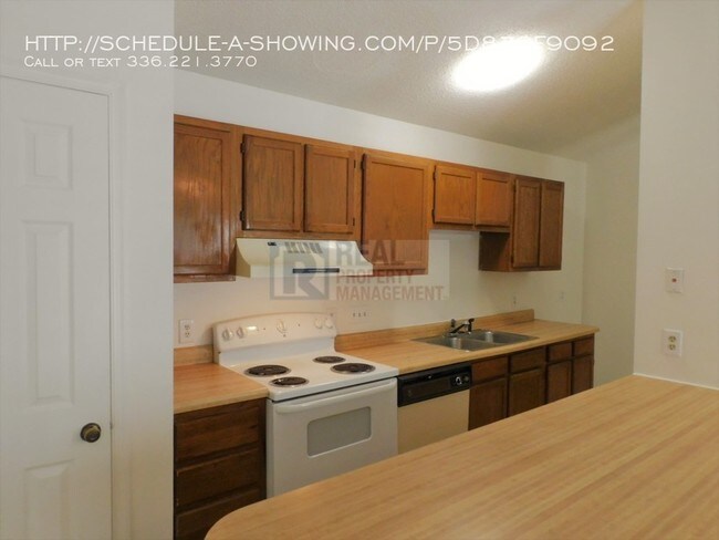 Building Photo - 3115 Darden Rd