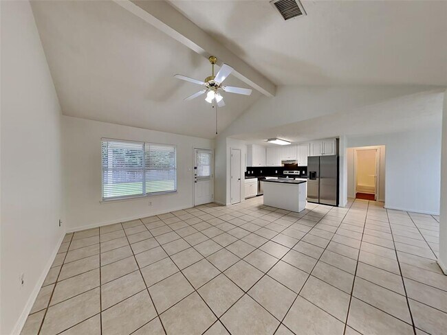 Foto del edificio - 16365 Hidden River Ct