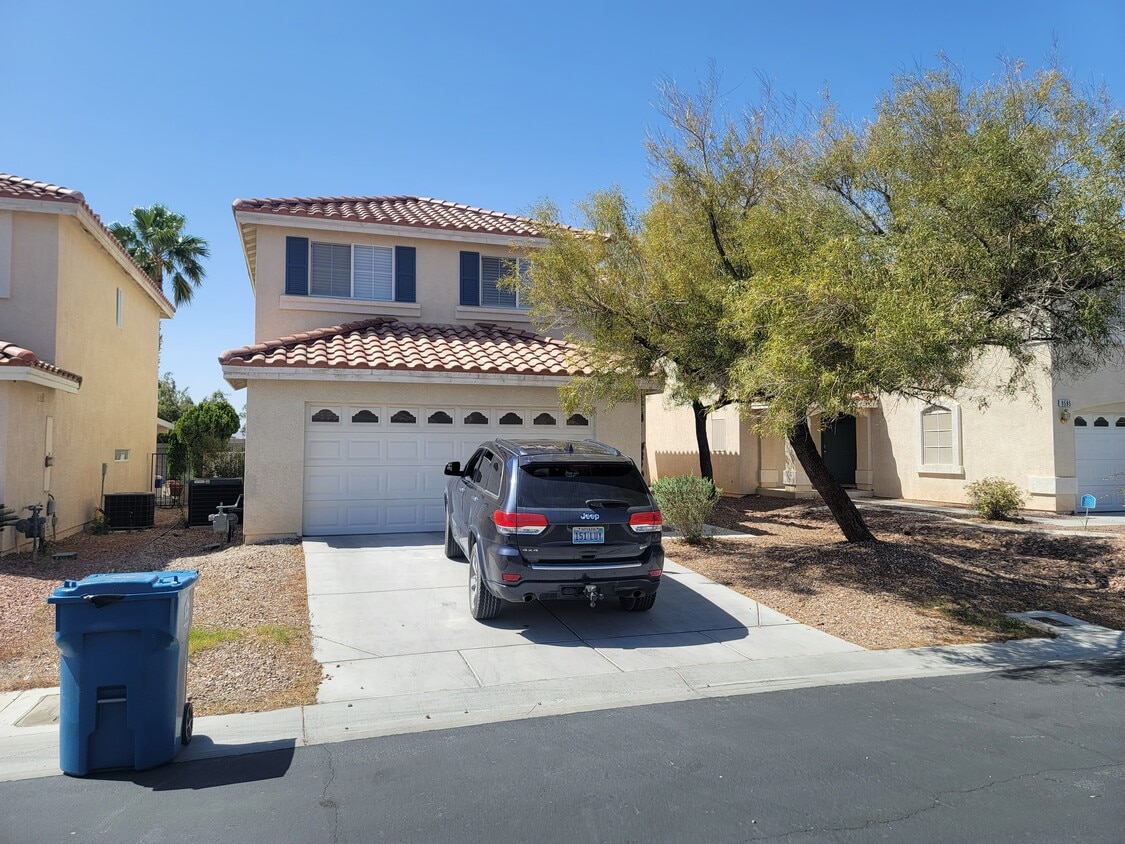Front - 9579 Camelback Peak Ct