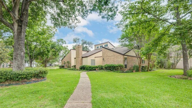 Building Photo - 13103 Holston Hills Dr